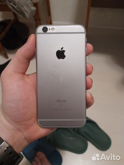 iPhone 6S, 64 ГБ