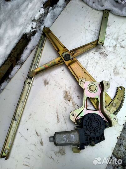 Стеклоподъёмник задний правый Чери QQ6