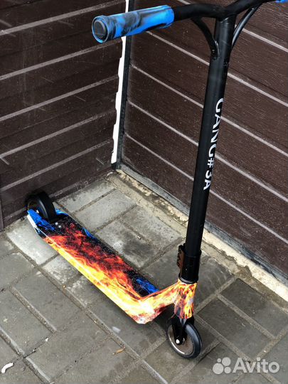 Трюковой самокат