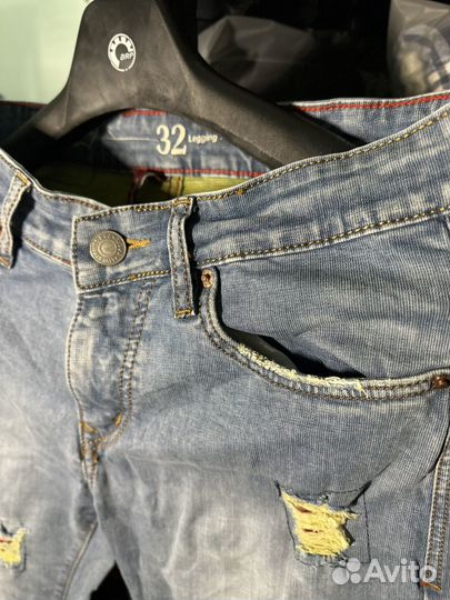 Джинсы Levis женские 504 W32 L 34