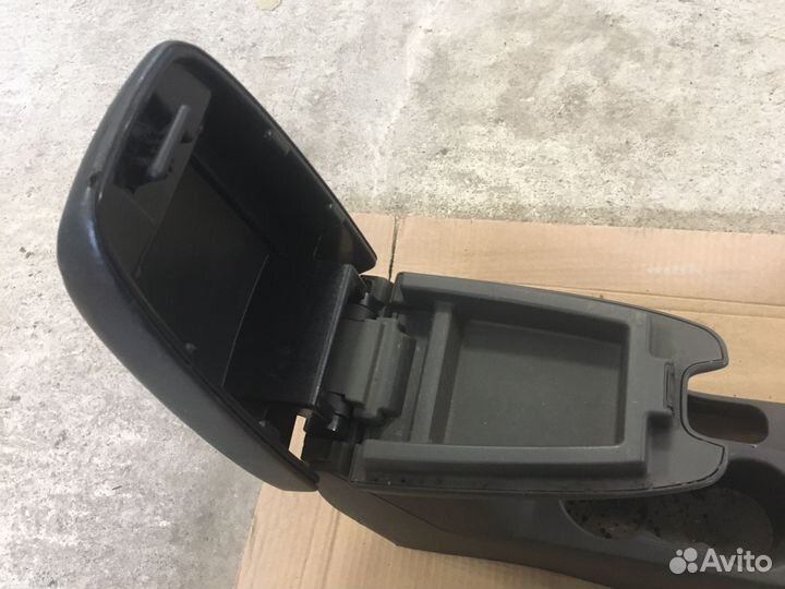 Центральная консоль Ford Focus ll (4444)