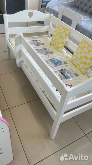 Детская кровать с матрасом.В наличии