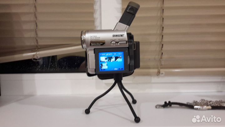 Видеокамера sony DCR-trv33e (digital video cmera)