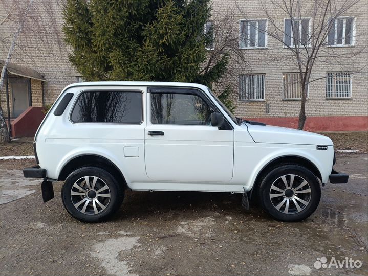 LADA 4x4 (Нива) 1.7 МТ, 2013, 137 000 км