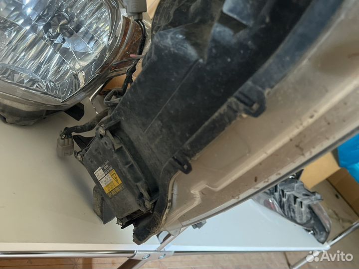 Фары ксенон lc200