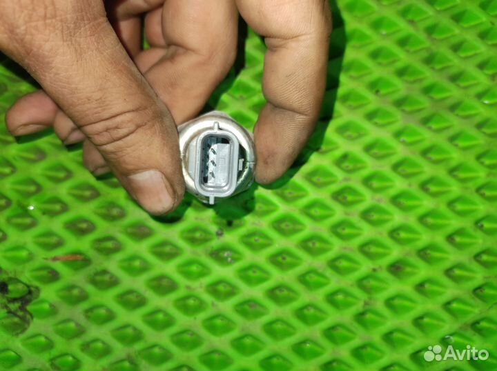 Датчик давления кондиционера Renault Fluеnсе