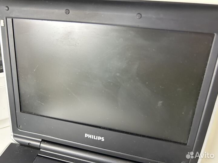 Портативный Dvd проигрыаатель Philips pet825