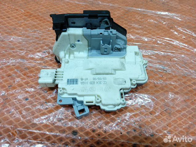 Замок Audi A6 C6 4F AUK 2006