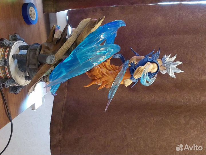 Фигурка гоку ultra instinct omen / MUI