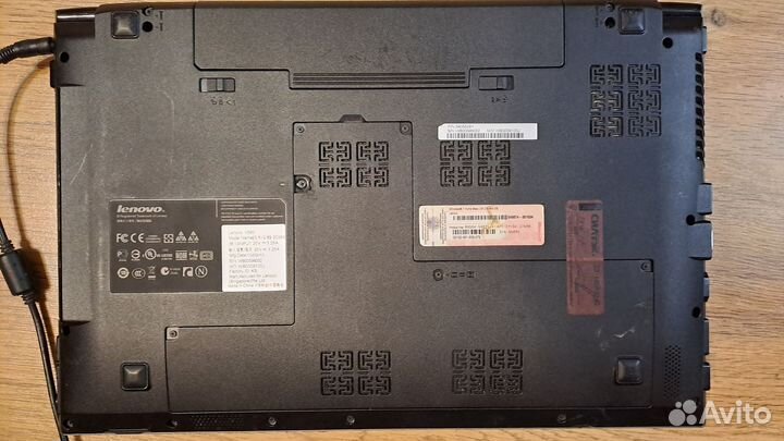 Ноутбук Lenovo V560
