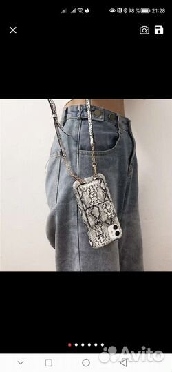 Новый чехол с кармашком на ремешке на все iPhone