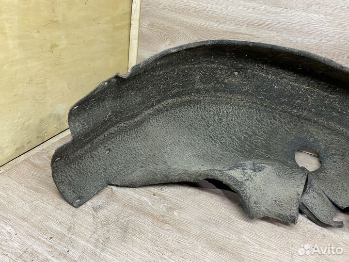 Подкрылок задний левый Audi A4 B6 1704572