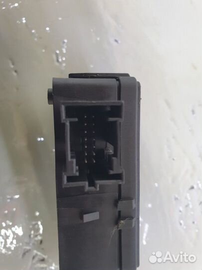 Блок управления зарядом аккумулятора Audi Q7 4LB