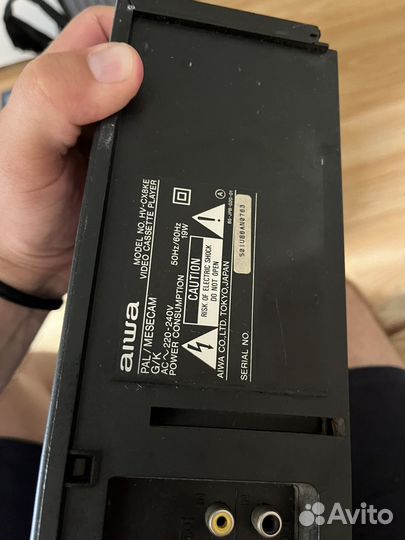 Касетный видеомагнитофон