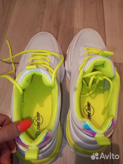 Кроссовки timejump