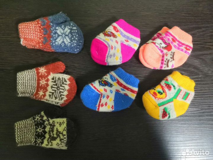 Шерстяные носки и варежки детские