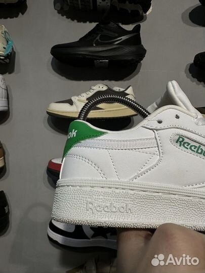 Кроссовки Reebok женские