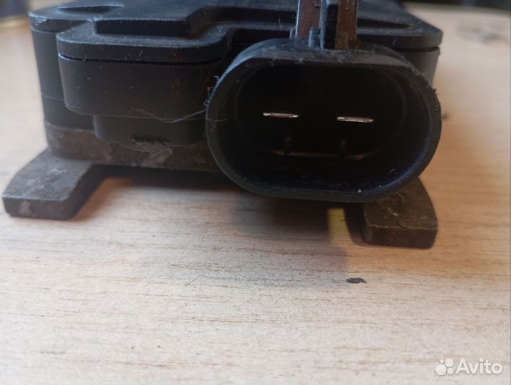 Реле вентилятора охлаждения форд фокус 2