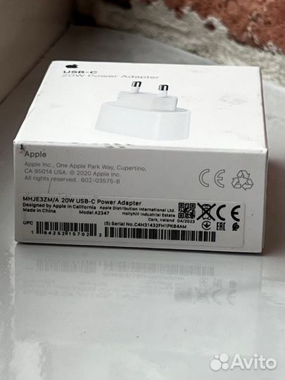 Блок питания Apple с кабелем USB-C to USB-C