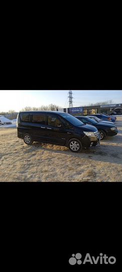 Nissan Serena 2.0 CVT, 2012, 144 000 км