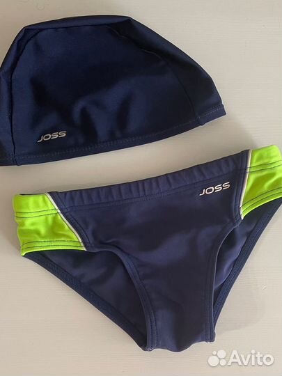 Плавки плавательные