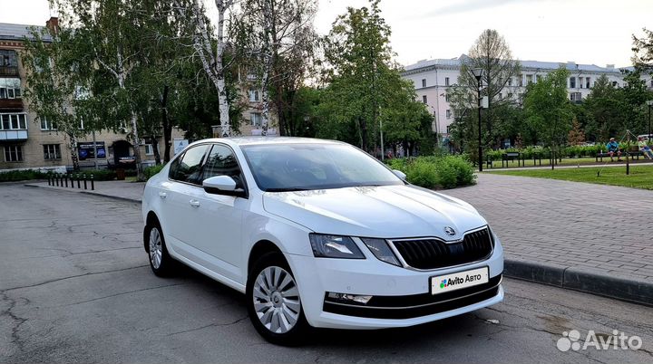 Skoda Octavia 1.6 AT, 2019, 29 000 км