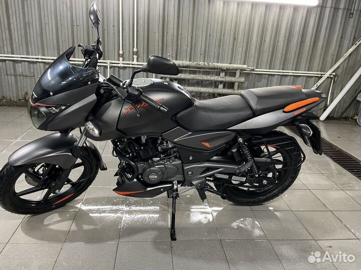 Bajaj Pulsar 180, 2021