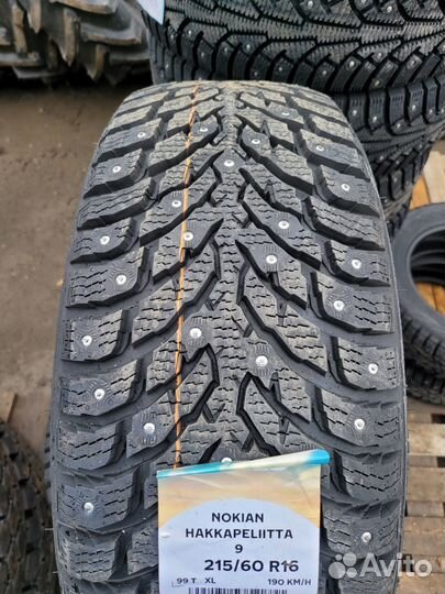Nokian Tyres Hakkapeliitta 9 215/60 R16 99T