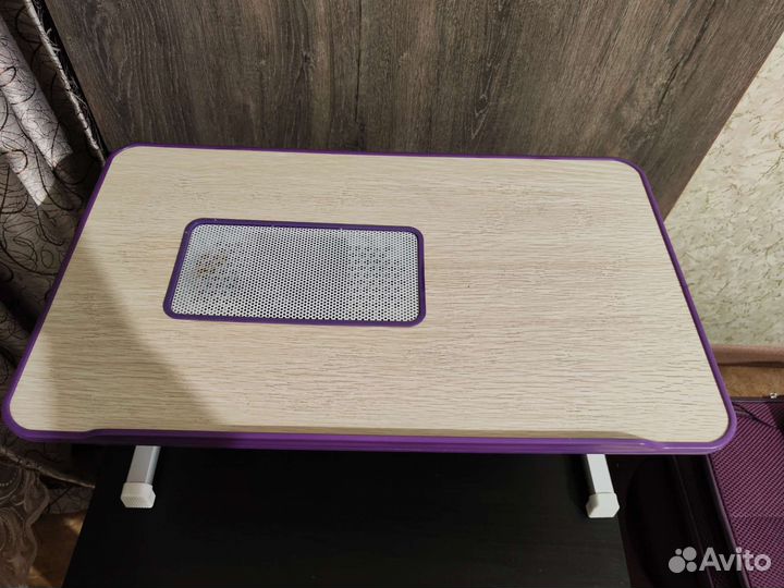 Столик для ноутбука в кровать