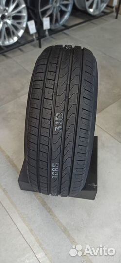 Pirelli Cinturato P7 205/55 R16