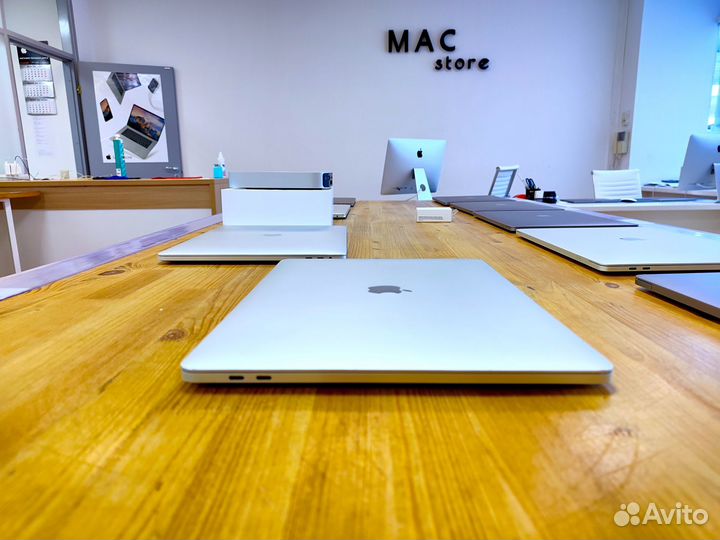 MacBook Pro 15 2018 i9 32/512 новый АКБ art1319