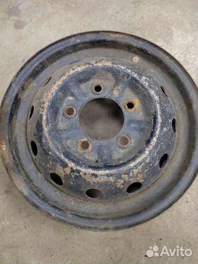 Диски штампованные на Ниву R16