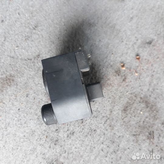 Блок управления регулировки зеркалами Ауди А4Б5