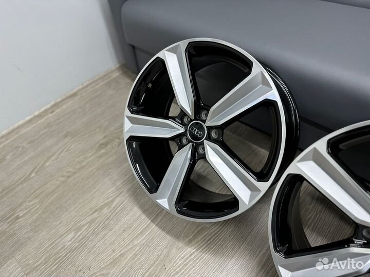 Новый комплект дисков R20 5-112 Мячи на Audi skoda