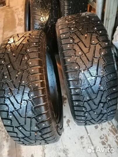 Pirelli Ice Zero 16.00/55 R16