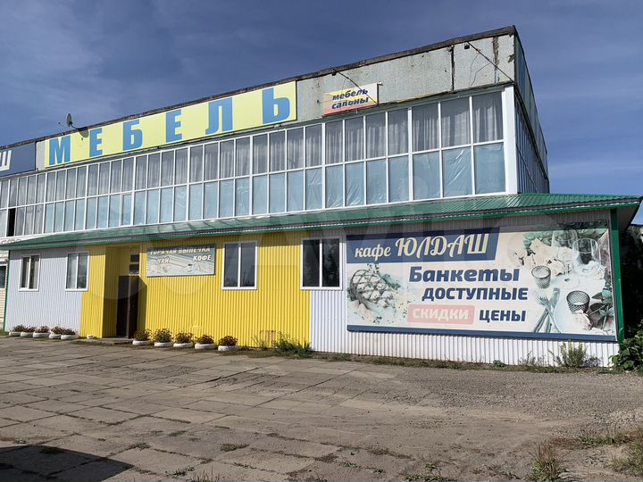 Здание, 590 м²