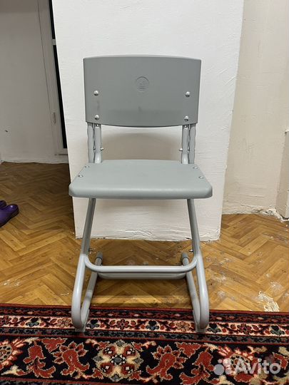 Стул для школьника новый