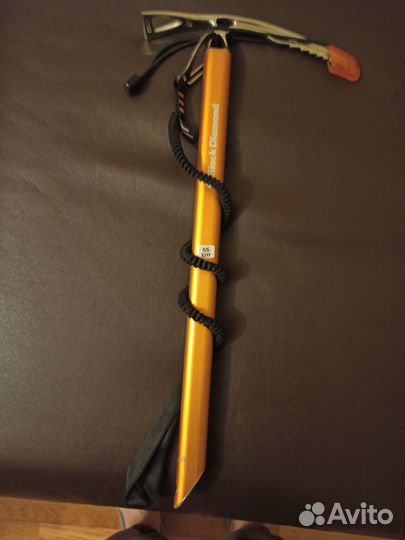 Ледоруб Black Diamond 55 cм с самостраховкой