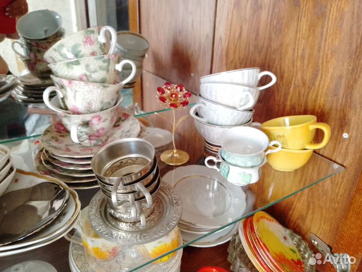 Посуда из серванта