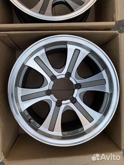 Литье на внедорожники 8jx16 6x139.7 et-16 dia107.1