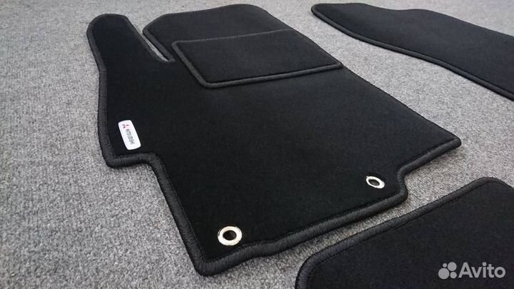 Ворсовые коврики на Mitsubishi lancer 10