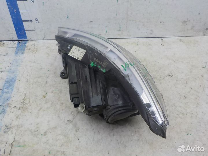 Фара правая Mercedes-Benz W447 (V-Klasse) 2014