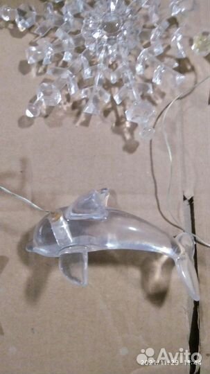 Снежинки и фигурки для декора