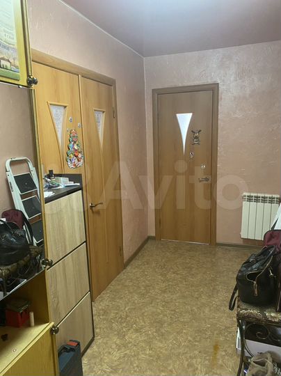 3-к. квартира, 83 м², 1/1 эт.