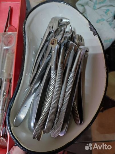 Наборы стоматологических инструментов
