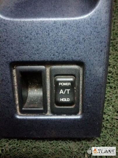 Консоль кпп nissan terrano