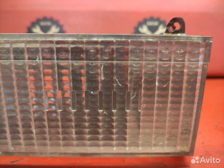 Поворотник левый Jeep Cherokee XJ 1986-1996