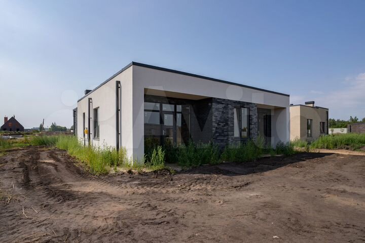 Коттедж 157 м² на участке 10 сот.