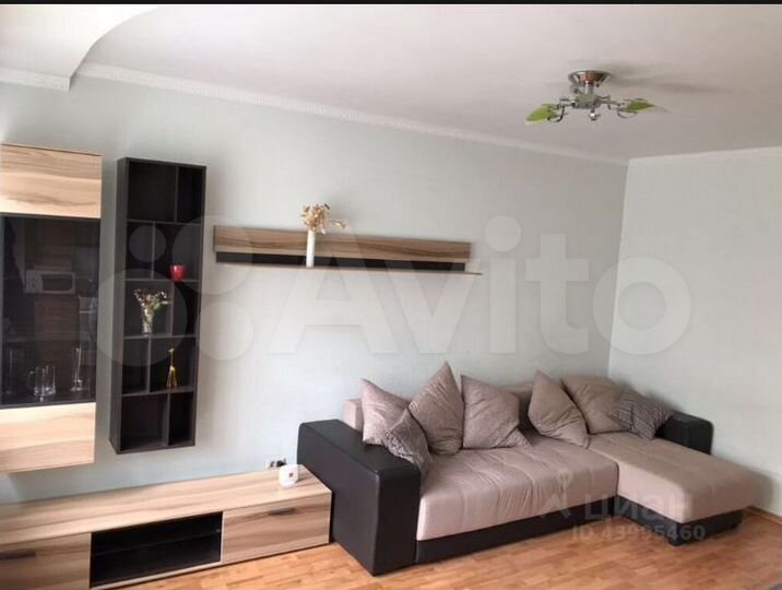 2-к. квартира, 52 м², 7/10 эт.