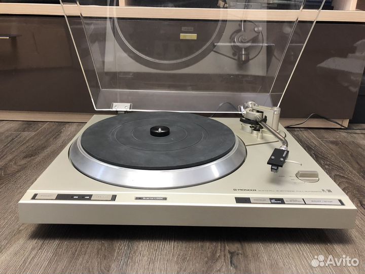 Проигрыватель виниловых дисков Pioneer PL-380
